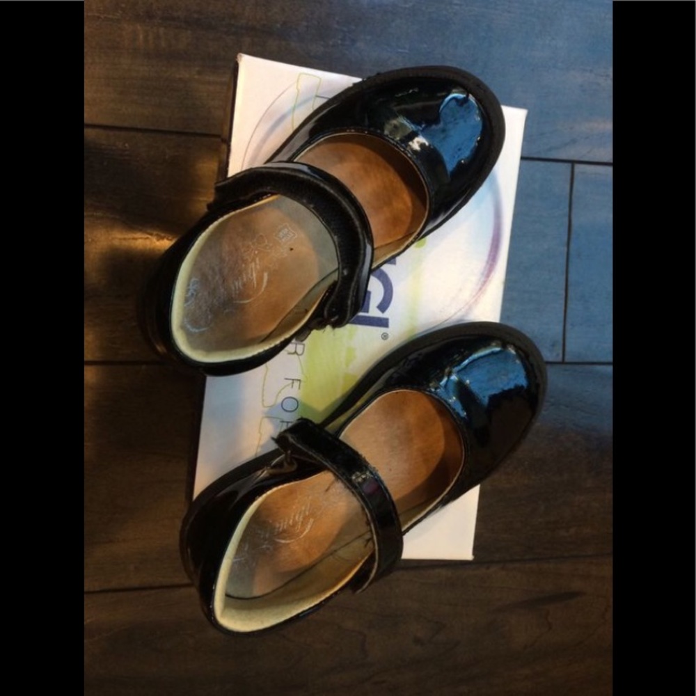 Primigi Italian leather girl shoes